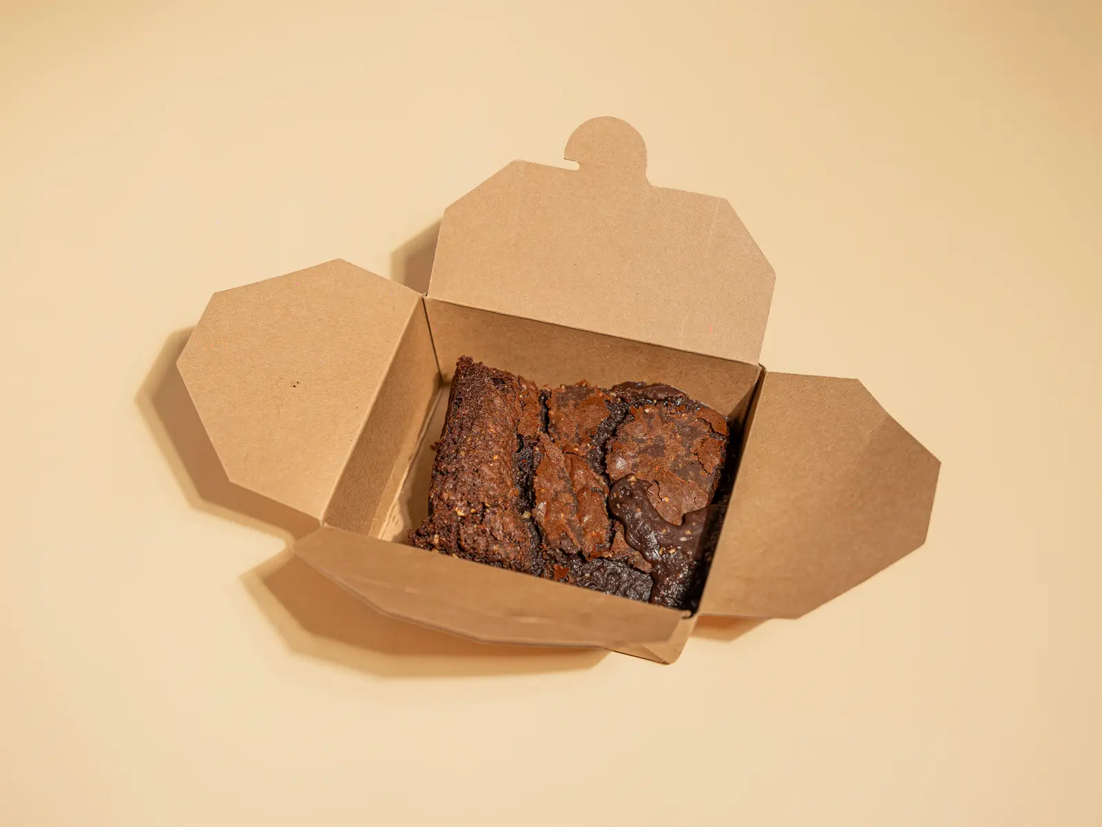 Dessert maison, brownie au chocolat